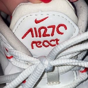 Nike Air270 React